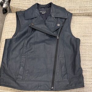 VINCE Women’s Gray Patterned  Leather Vest Size S